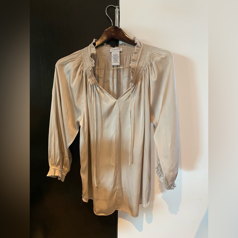 Nice top never wear